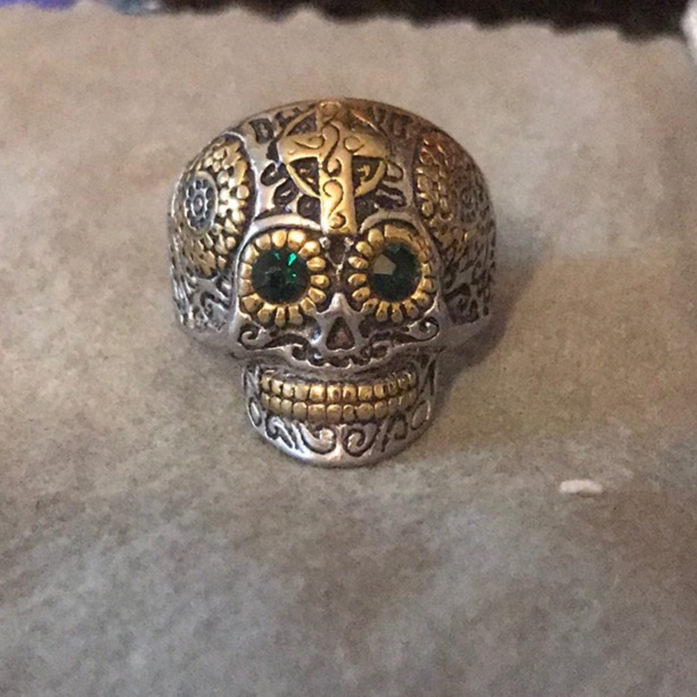 Men’s size 11 sugar skull ring